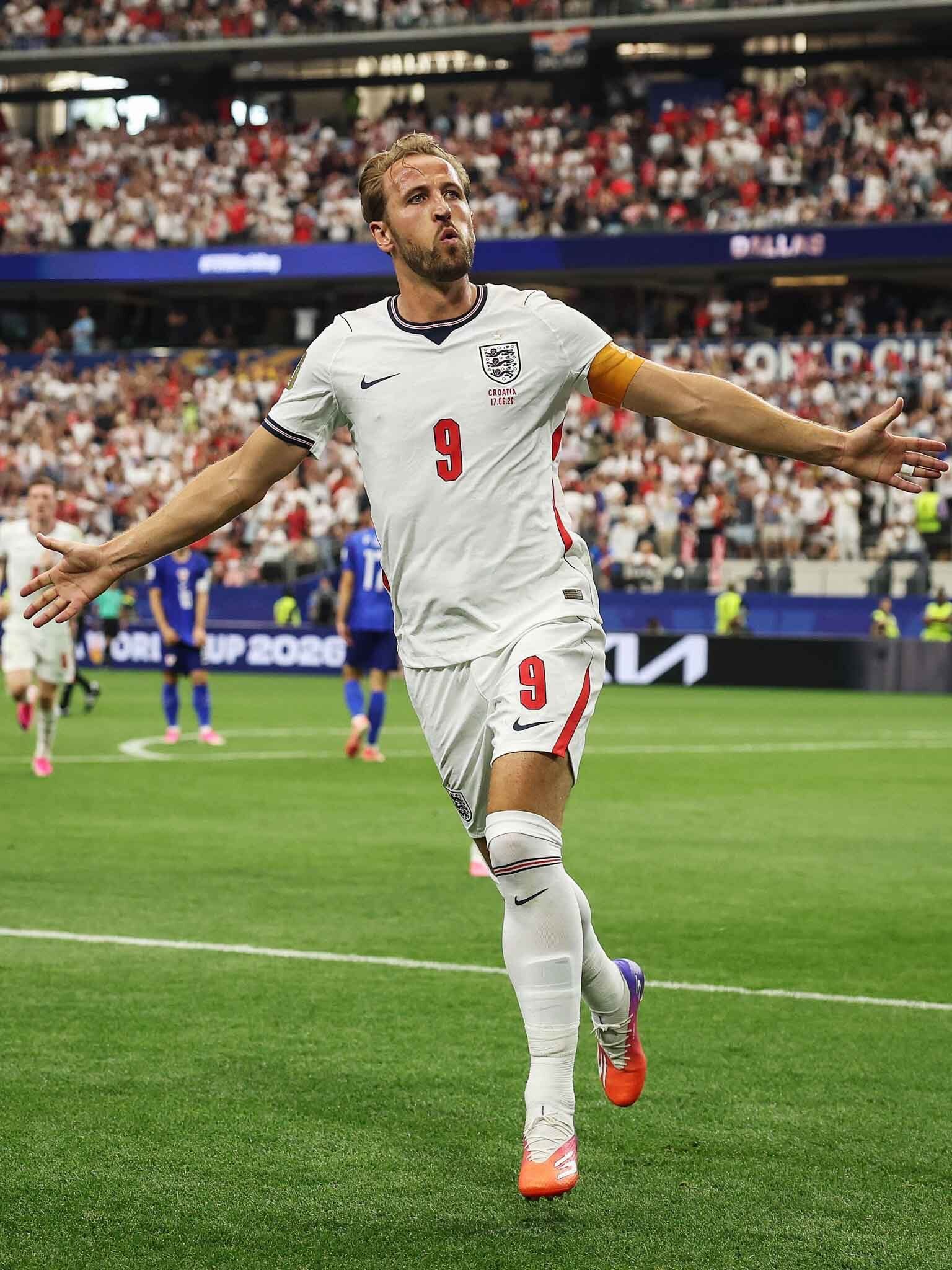 Victoria de Inglaterra y Harry Kane hizo historia